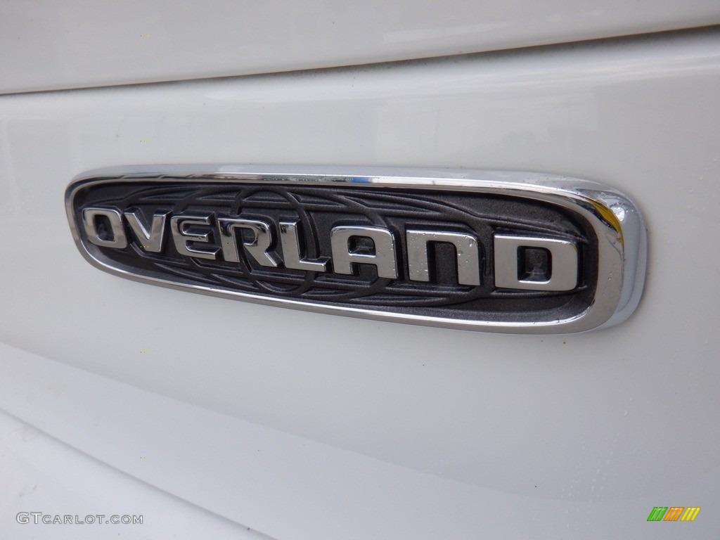 2021 Grand Cherokee L Overland 4x4 - Bright White / Global Black/Steel Gray photo #20