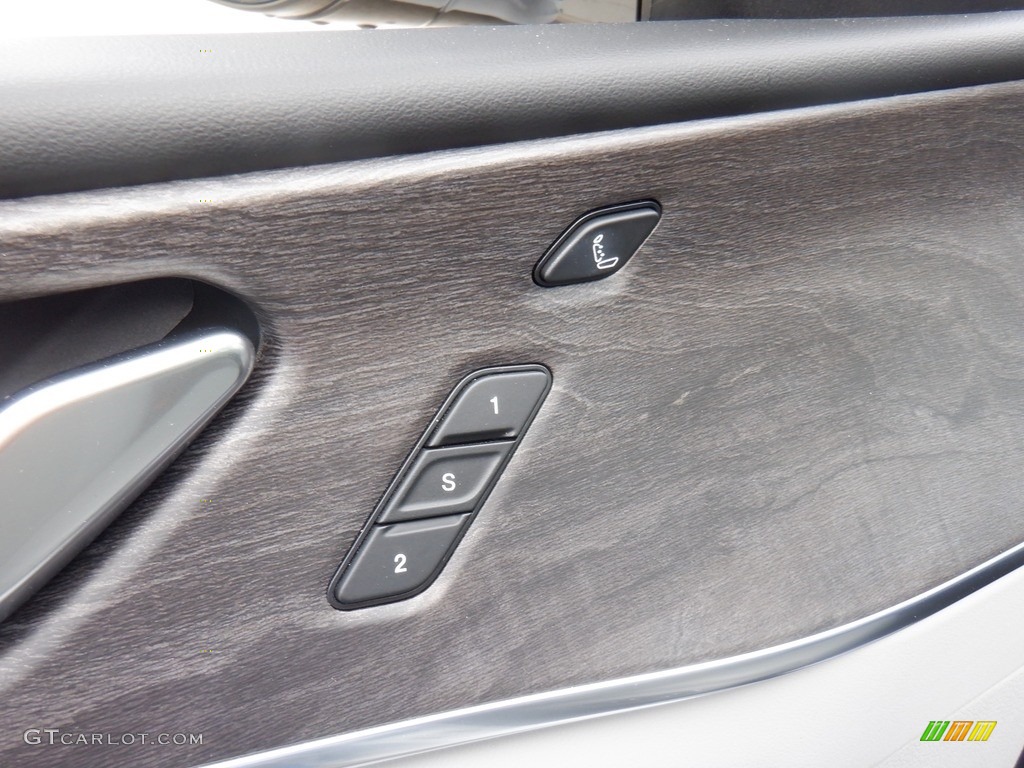 2021 Jeep Grand Cherokee L Overland 4x4 Controls Photo #146546055