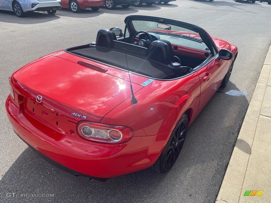 2014 MX-5 Miata Club Roadster - True Red / Black photo #24