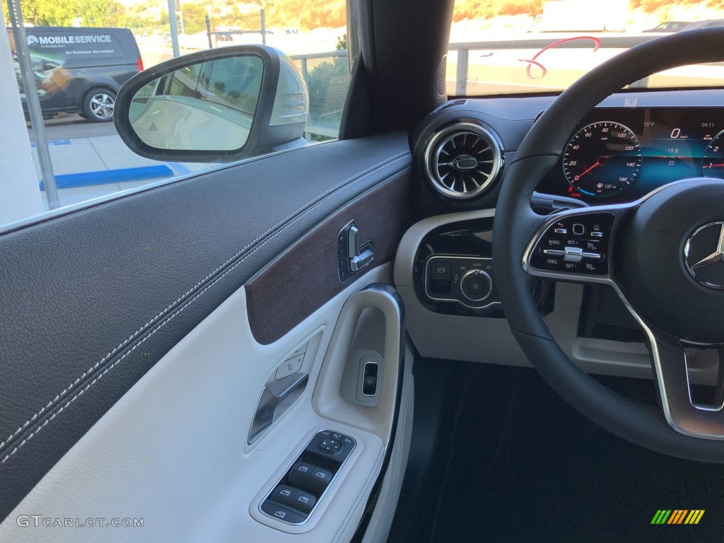 2023 CLA 250 Coupe - Polar White / Macchiato Beige photo #12