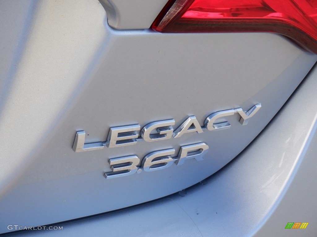 2017 Legacy 3.6R Limited - Ice Silver Metallic / Slate Black photo #23