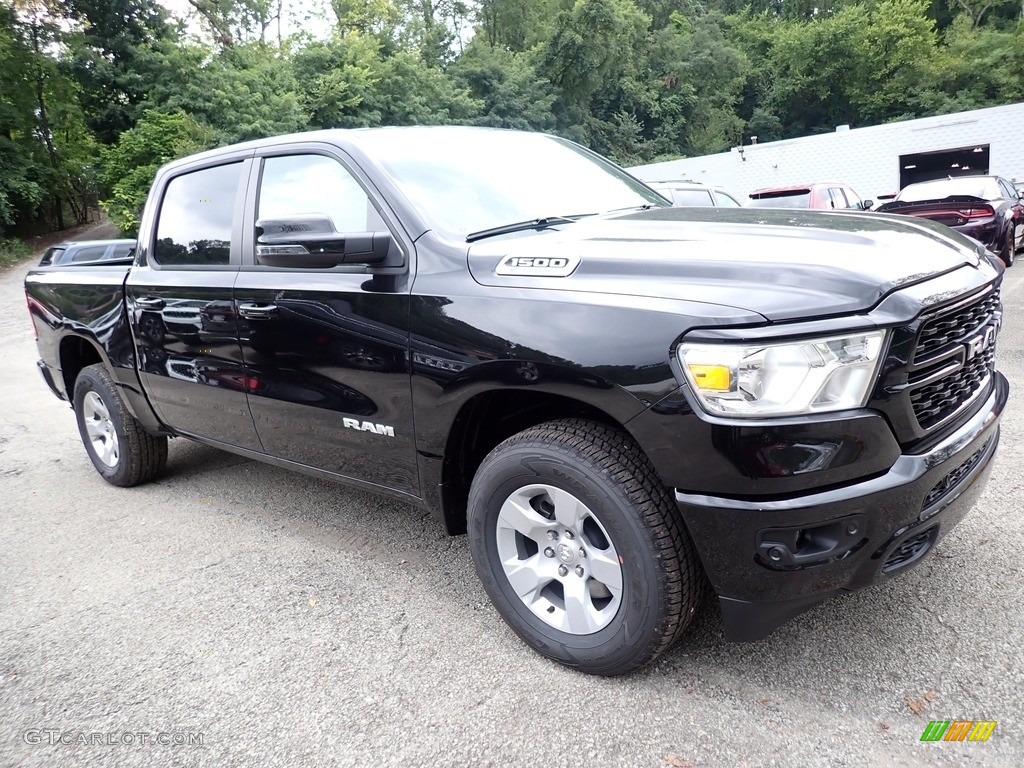 Diamond Black Crystal Pearl 2024 Ram 1500 Big Horn Crew Cab 4x4 Exterior Photo #146548080