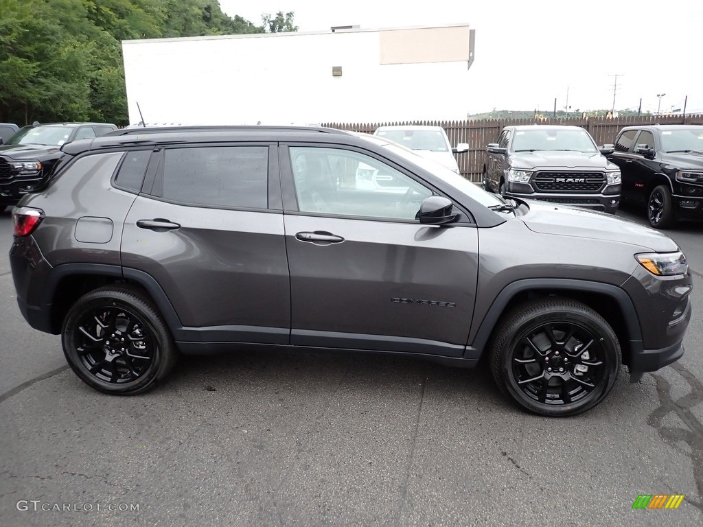 2023 Compass Altitude 4x4 - Granite Crystal Metallic / Black photo #7