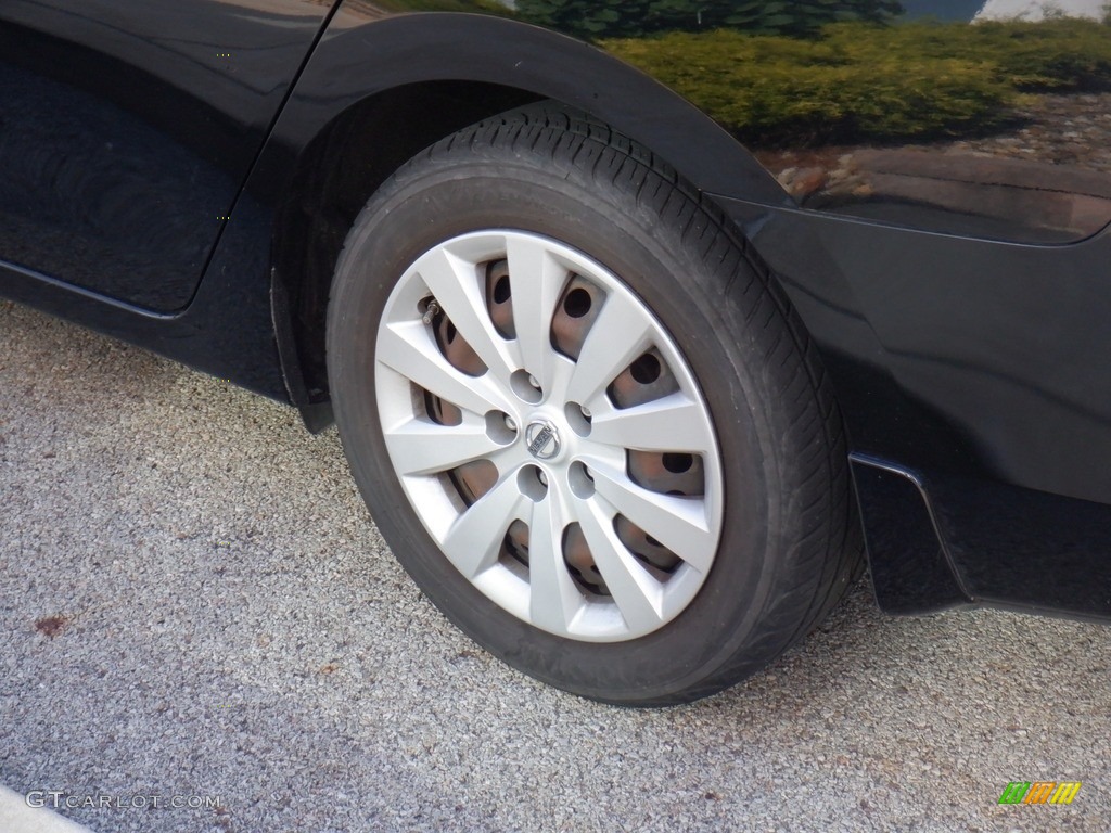 2013 Sentra SV - Super Black / Charcoal photo #11