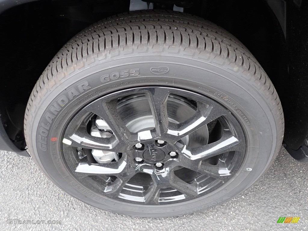 2023 Compass Altitude 4x4 - Bright White / Black photo #10