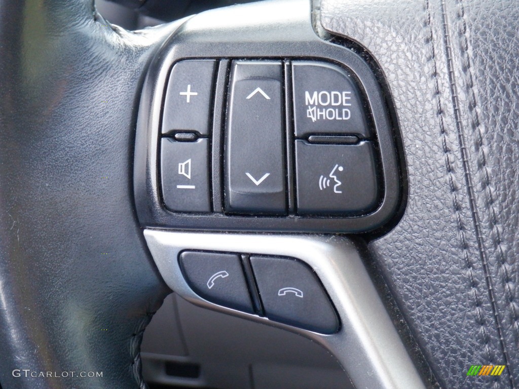 2019 Highlander XLE AWD - Blizzard Pearl White / Ash photo #10