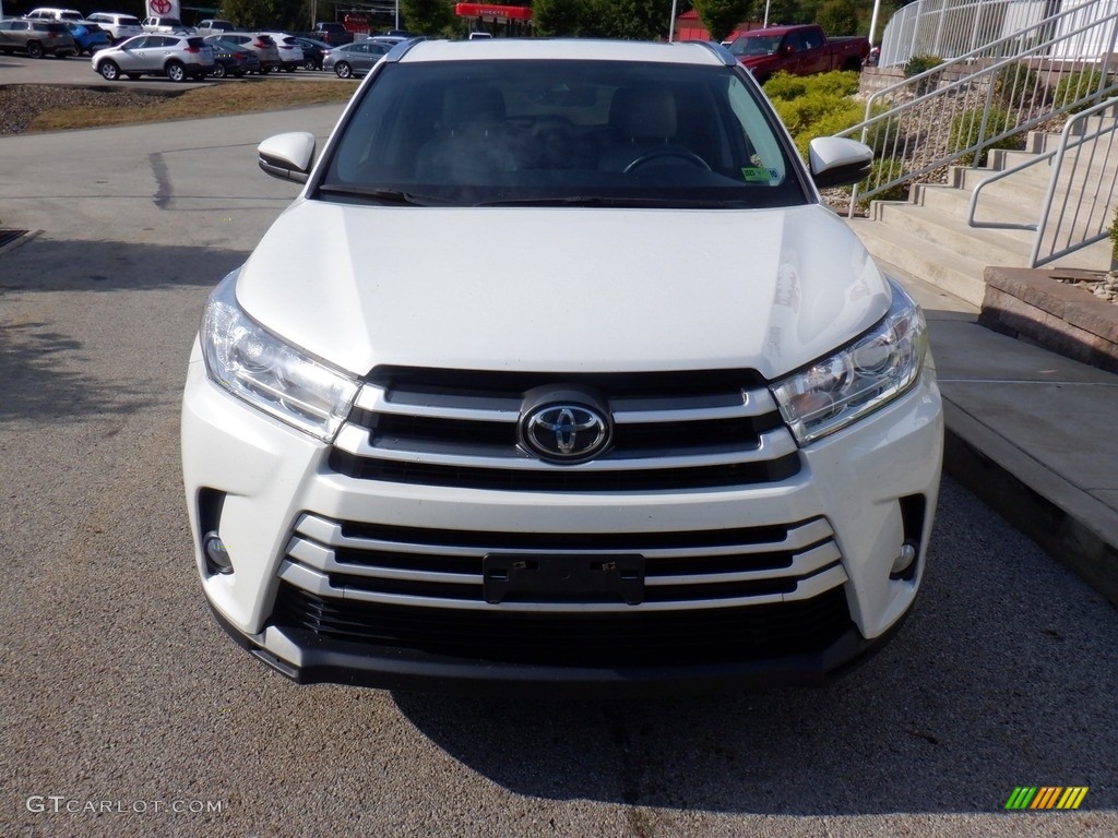 2019 Highlander XLE AWD - Blizzard Pearl White / Ash photo #15