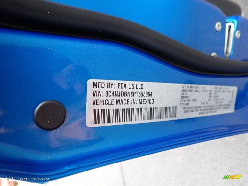 2023 Compass Altitude 4x4 - Laser Blue Pearl / Black photo #15