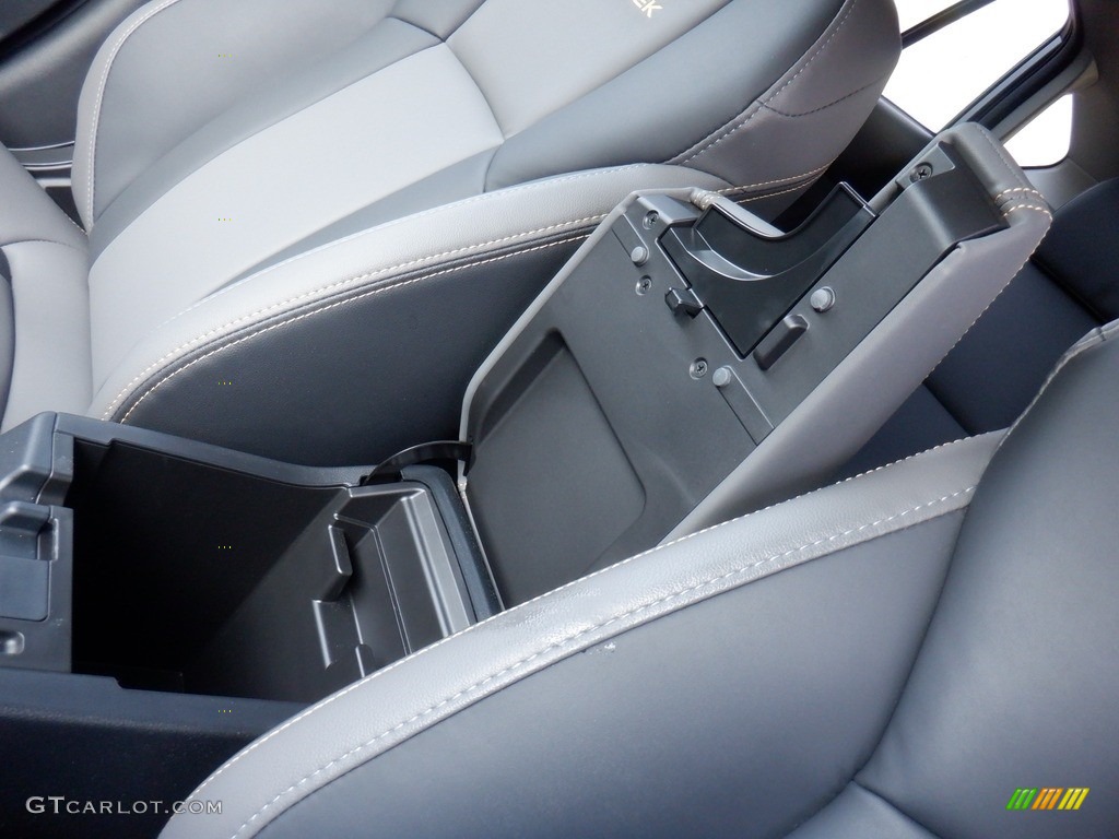 2023 Crosstrek Sport - Ice Silver Metallic / Black photo #28