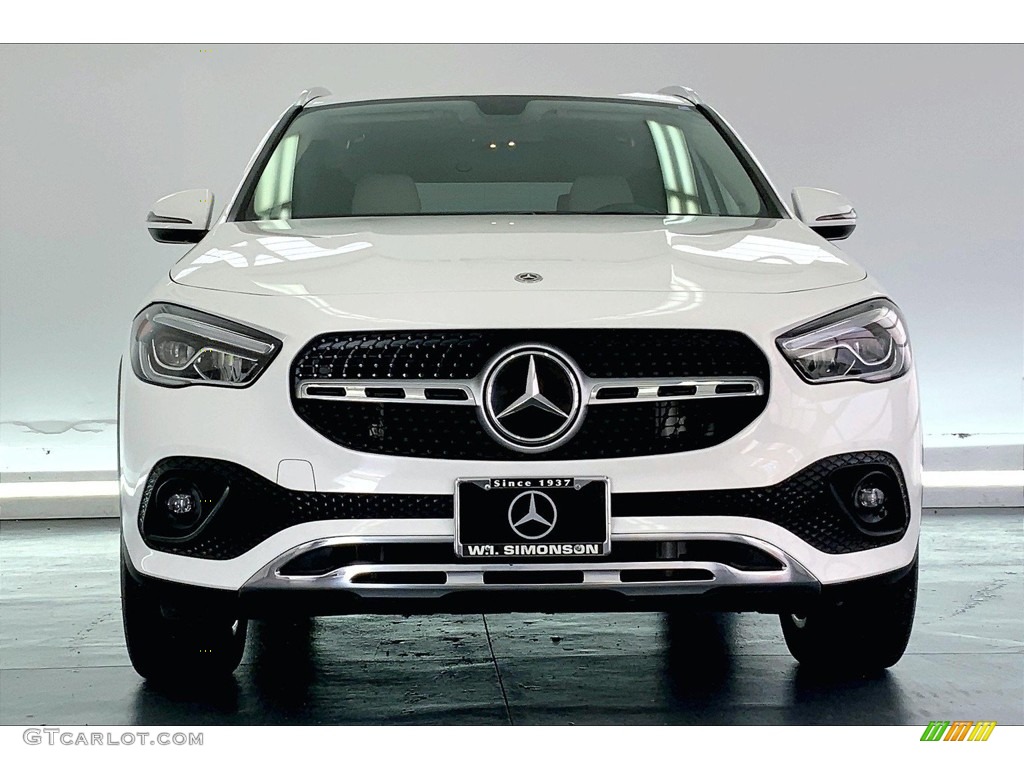 2021 GLA 250 - Polar White / Macchiato Beige photo #2