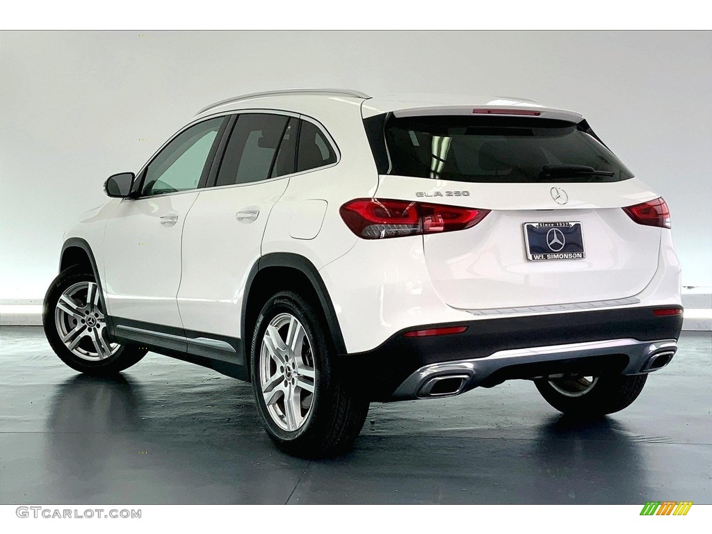 2021 GLA 250 - Polar White / Macchiato Beige photo #10