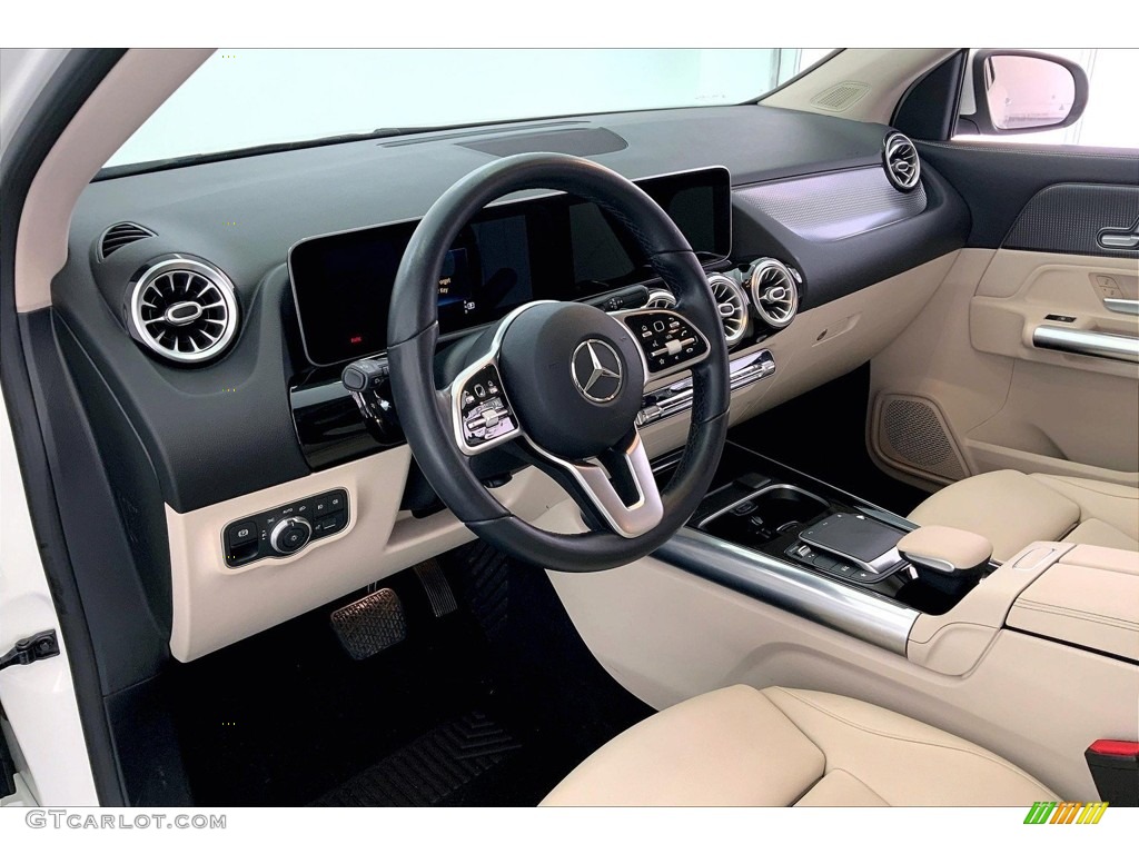 2021 GLA 250 - Polar White / Macchiato Beige photo #14
