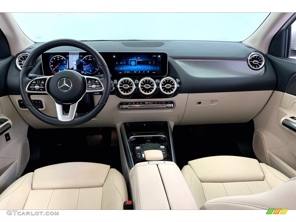 2021 GLA 250 - Polar White / Macchiato Beige photo #15