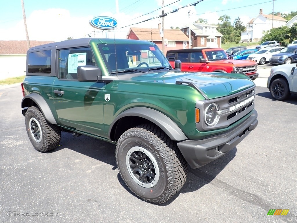 2023 Ford Bronco Big Bend 4X4 2-Door Exterior Photos