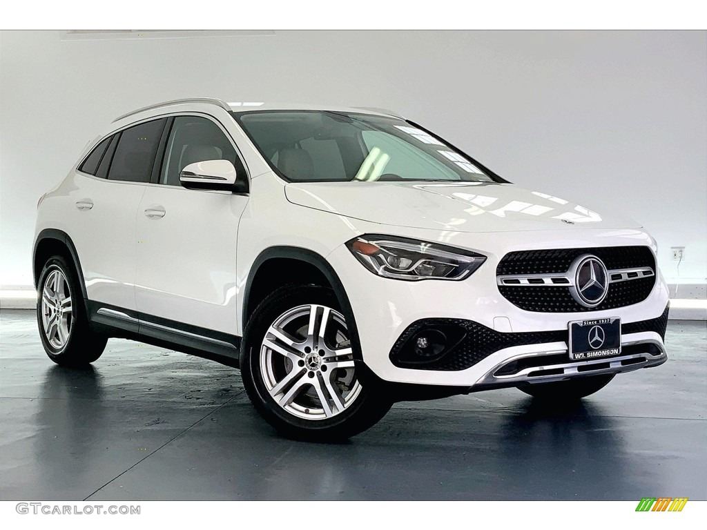 2021 GLA 250 - Polar White / Macchiato Beige photo #33