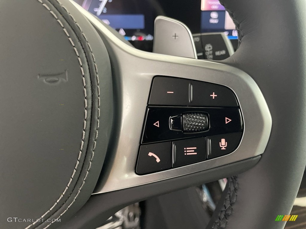 2024 BMW X7 xDrive40i Black Steering Wheel Photo #146551885