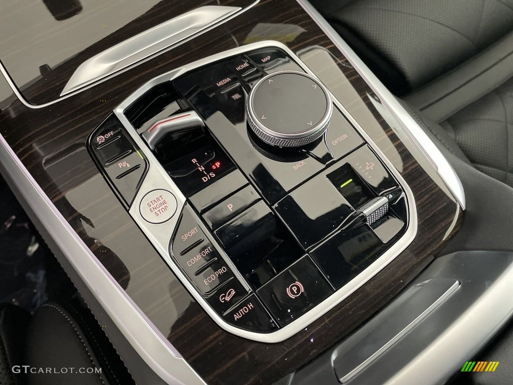 2024 BMW X7 xDrive40i 8 Speed Automatic Transmission Photo #146552029