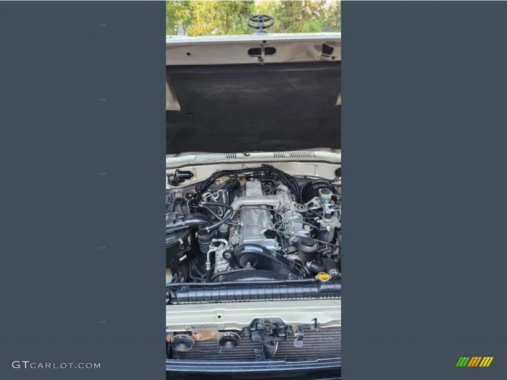 1997 Toyota Land Cruiser Standard Land Cruiser Model 4.5 Liter DOHC 24-Valve Inline 6 Cylinder Engine Photo #146552344