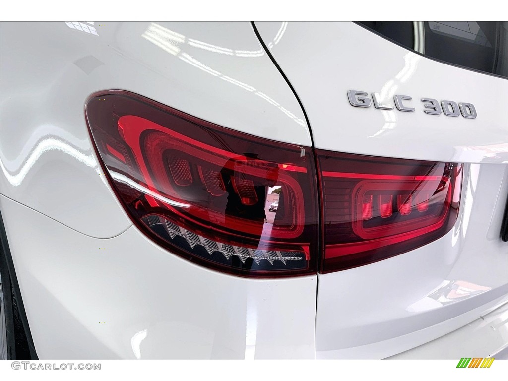 2020 GLC 300 - Polar White / Silk Beige photo #28