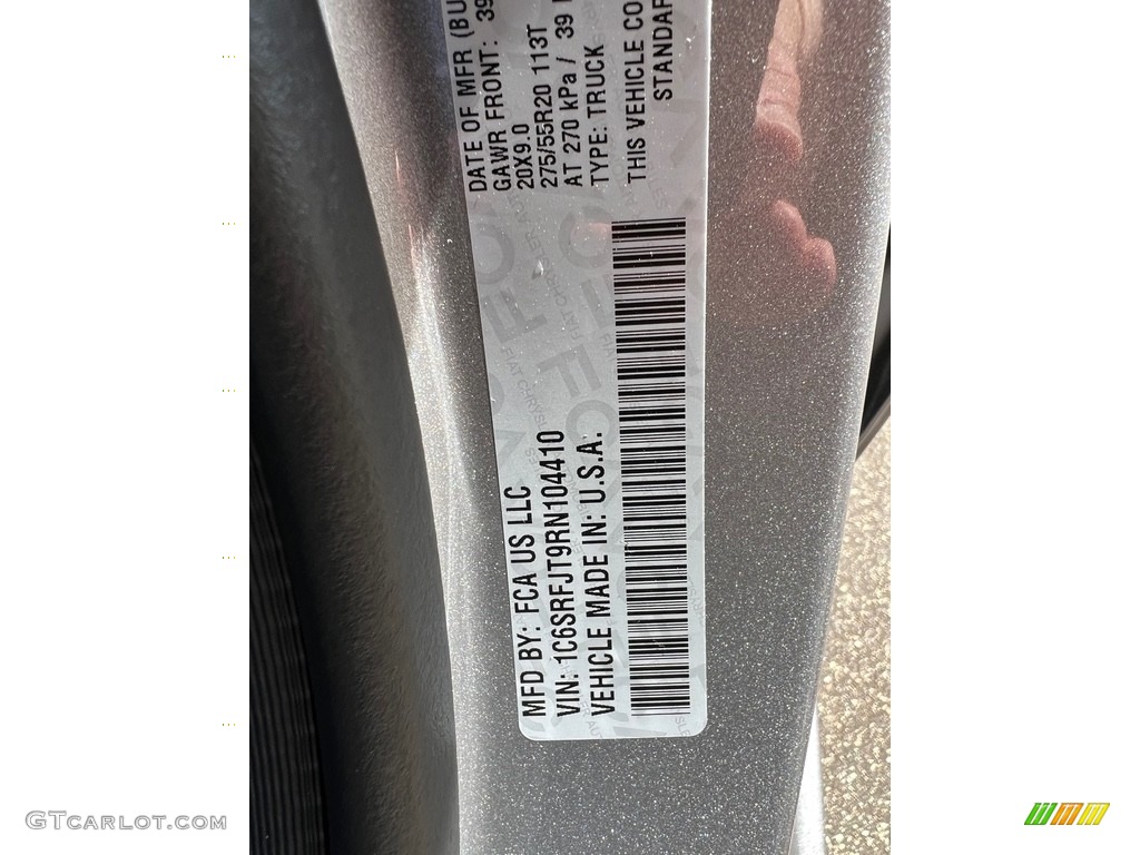 2024 1500 Laramie Crew Cab 4x4 - Billet Silver Metallic / Black photo #34