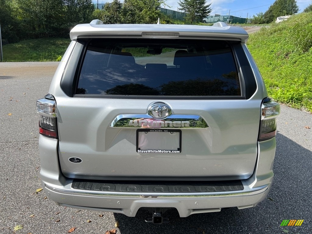 2023 4Runner Limited - Classic Silver Metallic / Black/Graphite photo #7