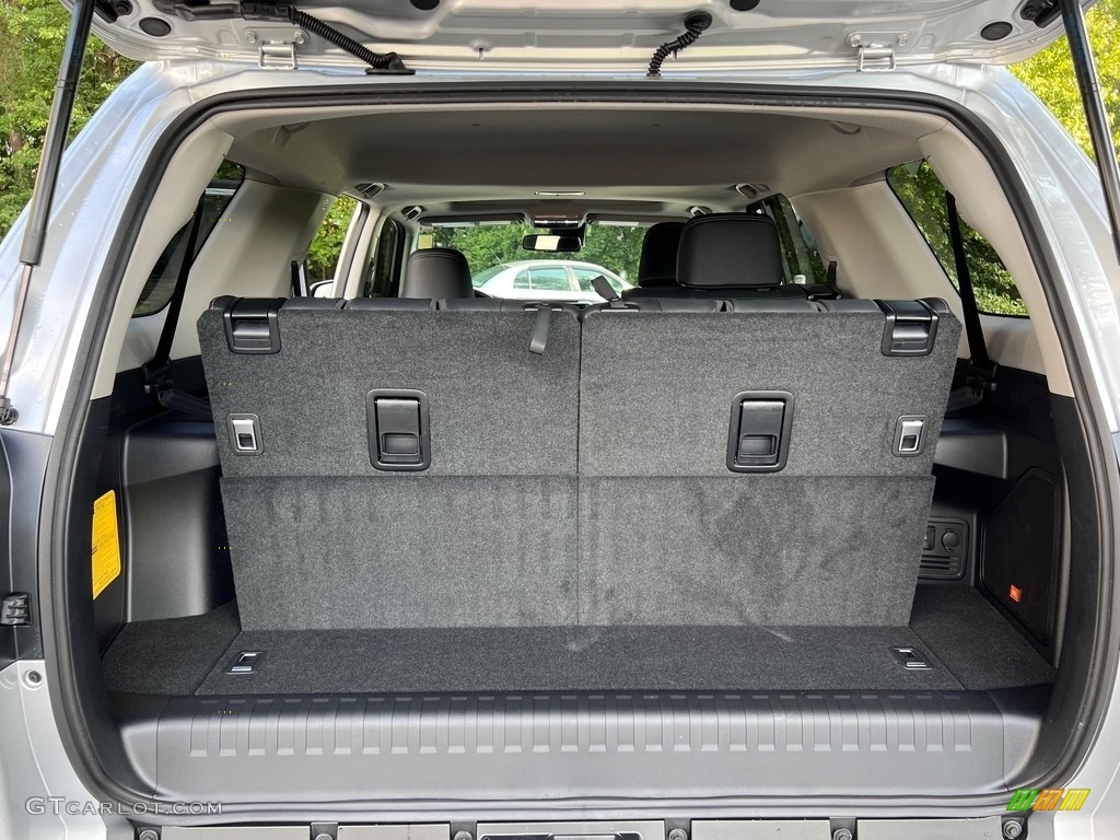 2023 4Runner Limited - Classic Silver Metallic / Black/Graphite photo #15
