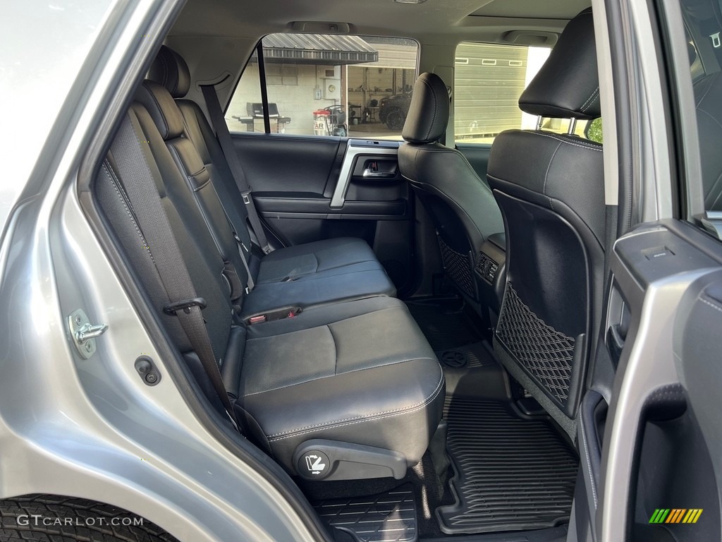 2023 4Runner Limited - Classic Silver Metallic / Black/Graphite photo #17