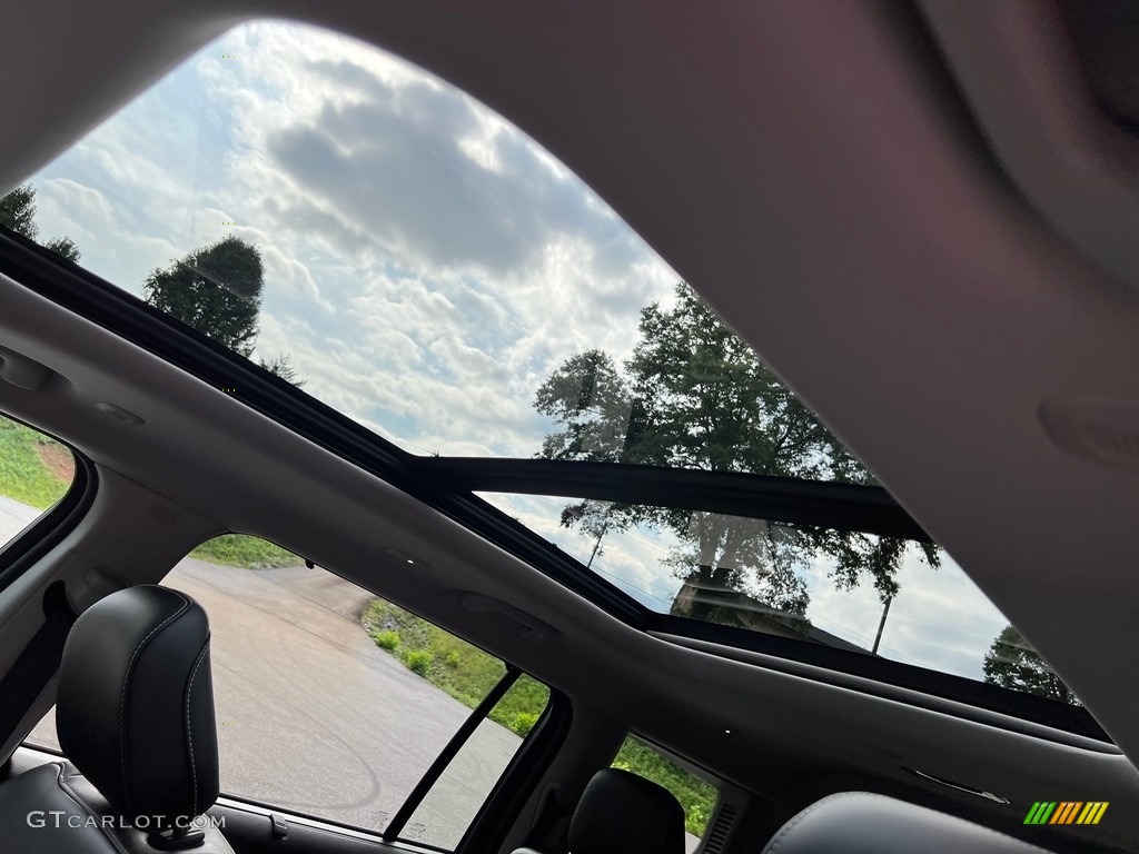 2023 Jeep Grand Cherokee L Limited 4x4 Sunroof Photos