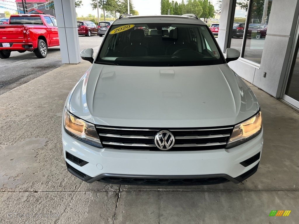 2020 Tiguan SE 4MOTION - Pure White / Titan Black photo #3