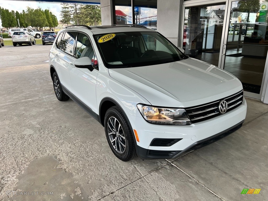 2020 Tiguan SE 4MOTION - Pure White / Titan Black photo #5