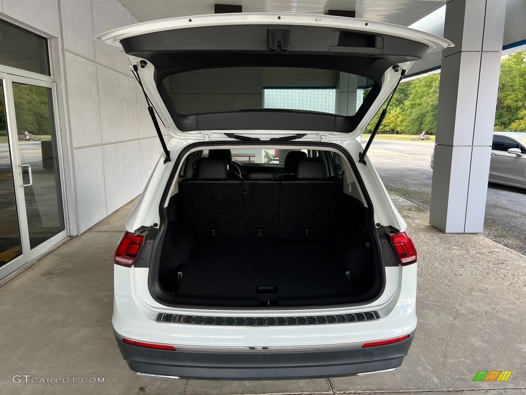 2020 Tiguan SE 4MOTION - Pure White / Titan Black photo #9