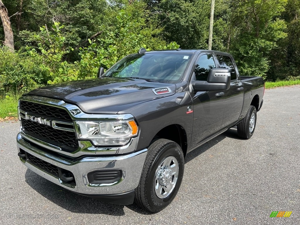2024 2500 Tradesman Crew Cab 4x4 - Granite Crystal Metallic / Black photo #2