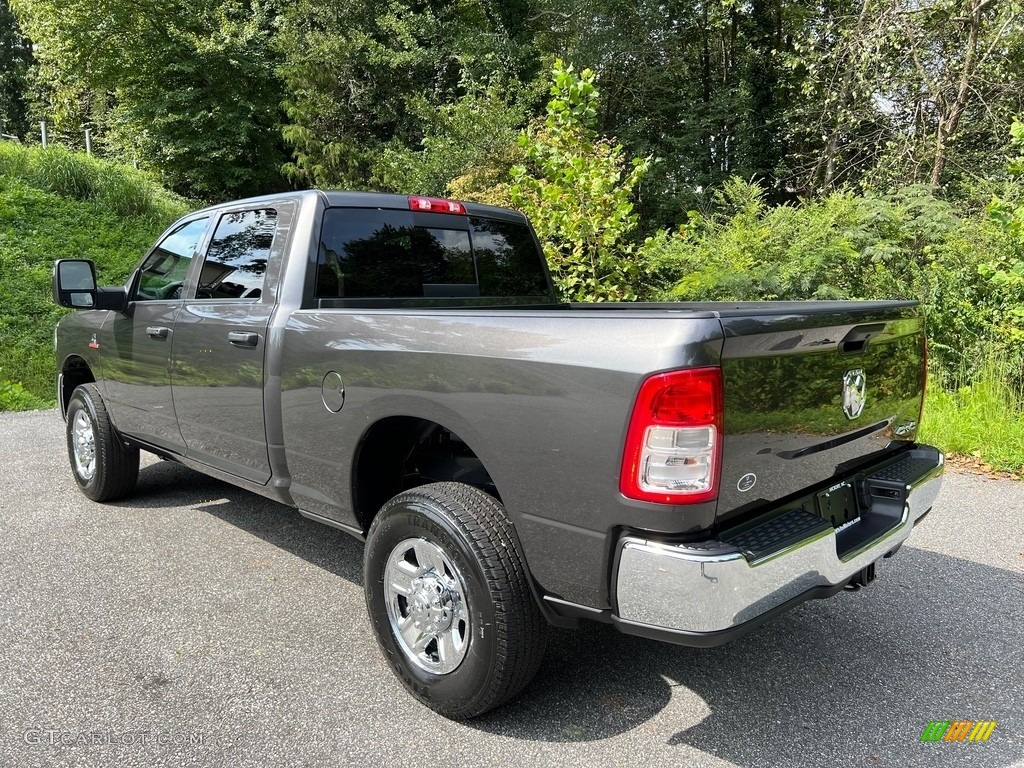 2024 2500 Tradesman Crew Cab 4x4 - Granite Crystal Metallic / Black photo #9