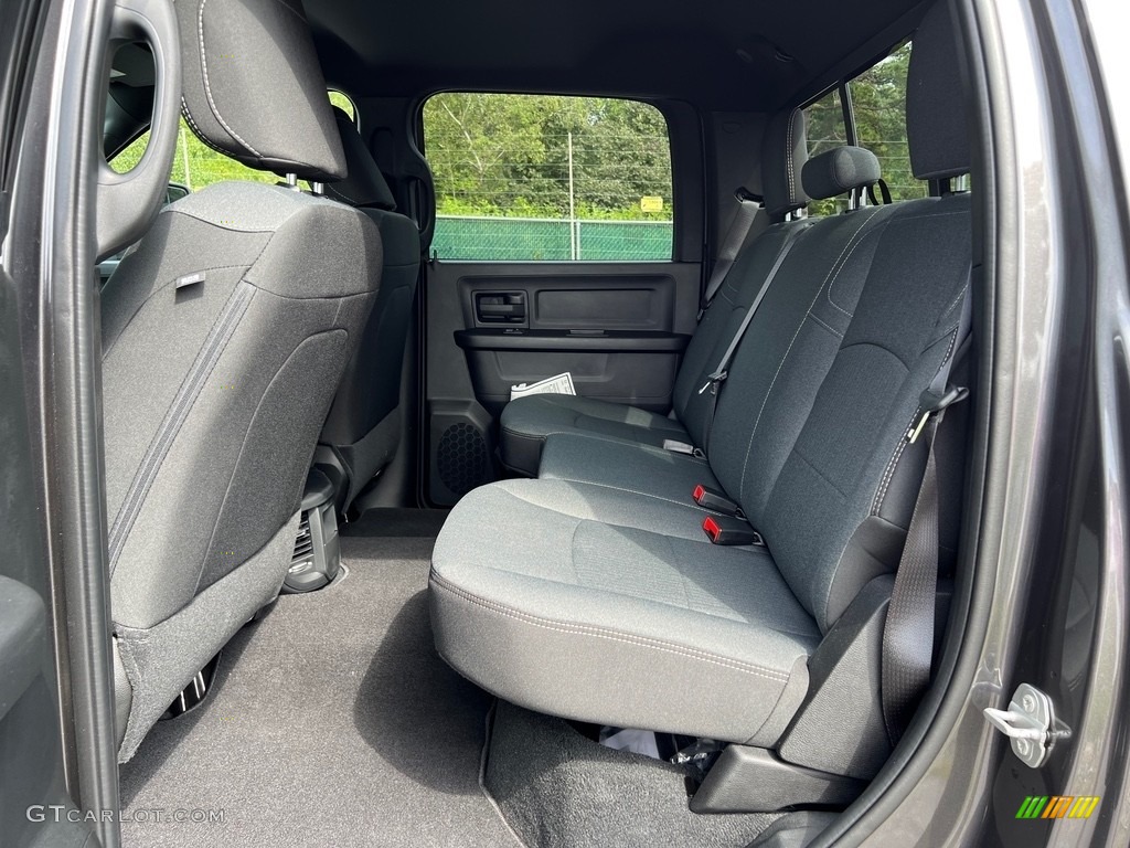 2024 2500 Tradesman Crew Cab 4x4 - Granite Crystal Metallic / Black photo #14