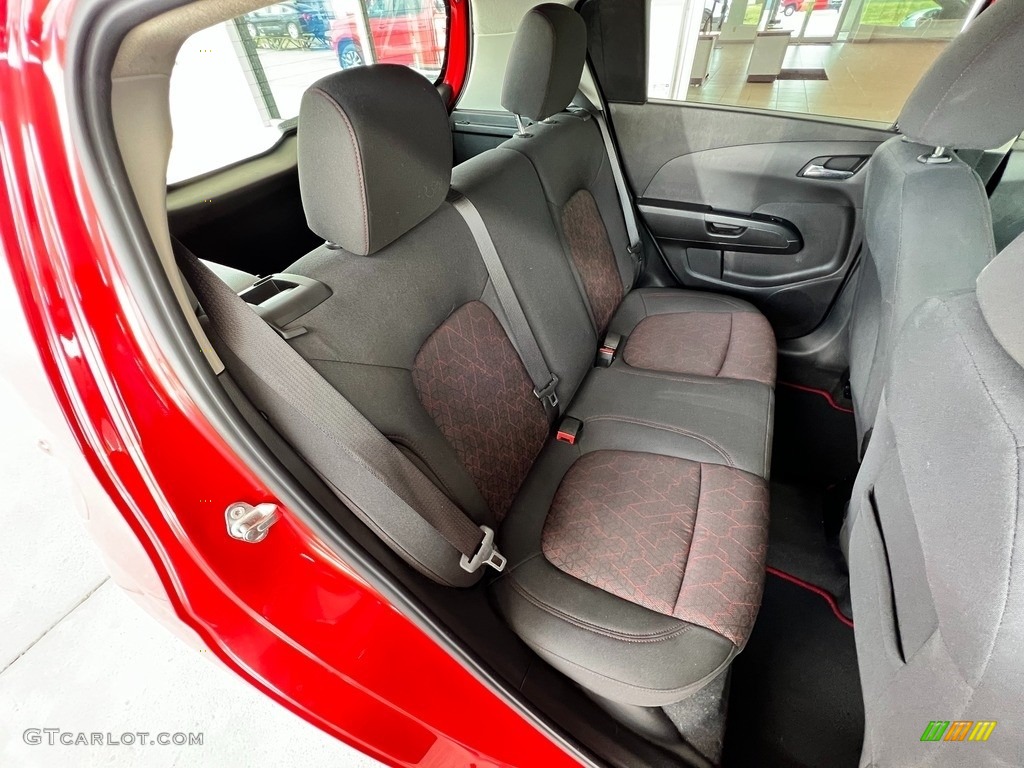 2018 Sonic LT Hatchback - Red Hot / Jet Black photo #25