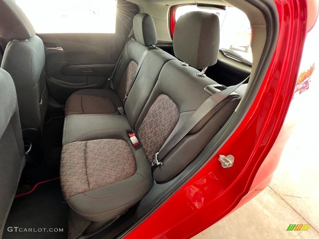 2018 Sonic LT Hatchback - Red Hot / Jet Black photo #26