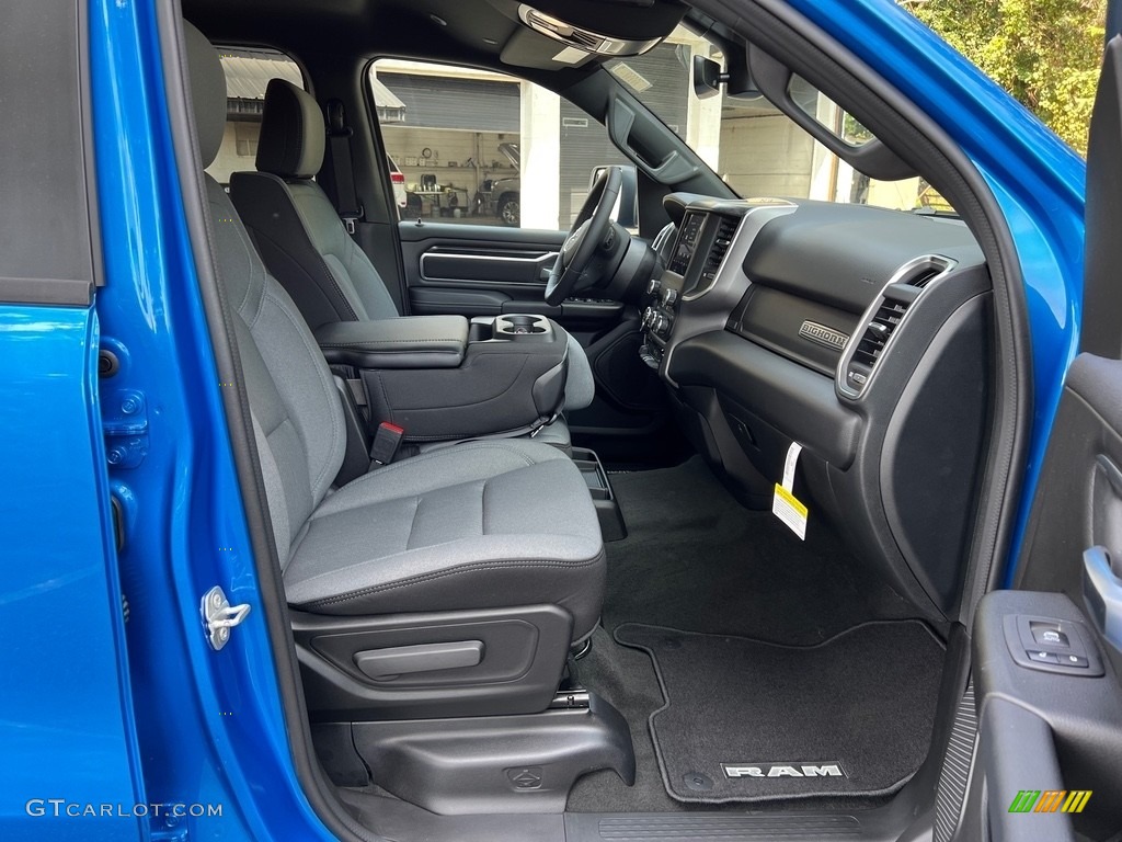 2024 Ram 1500 Big Horn Crew Cab 4x4 Front Seat Photo #146557544