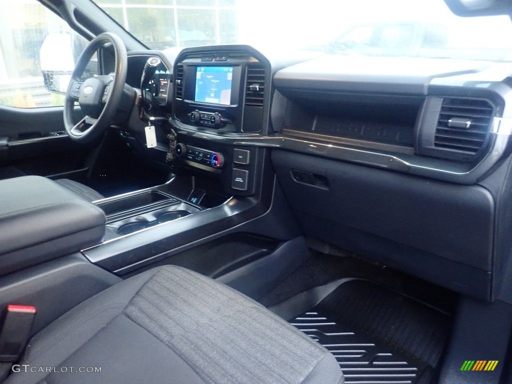 2022 F150 STX SuperCrew 4x4 - Carbonized Gray Metallic / Black photo #12