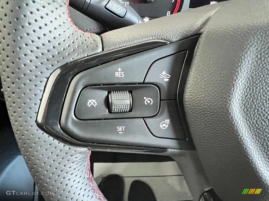2023 Chevrolet TrailBlazer RS Jet Black/Red Accent Steering Wheel Photo #146558438
