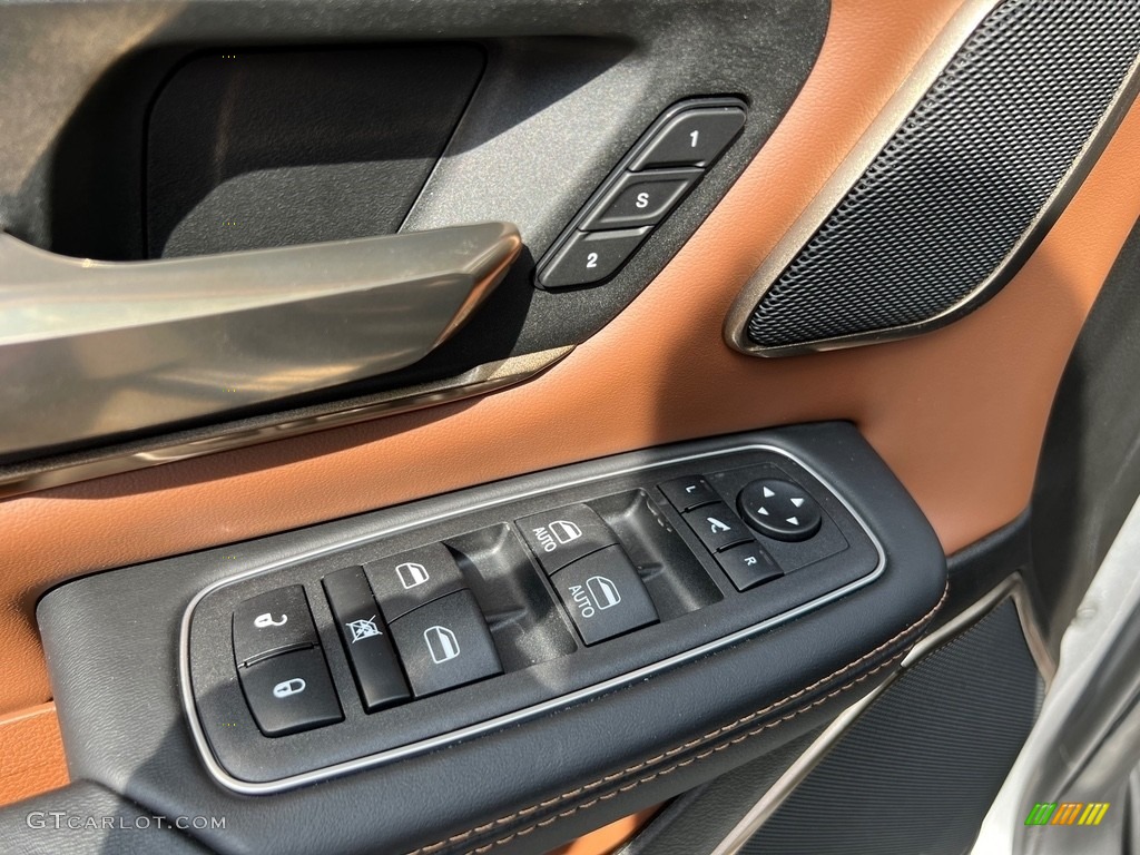 2023 Ram 1500 Long Horn Crew Cab 4x4 Door Panel Photos