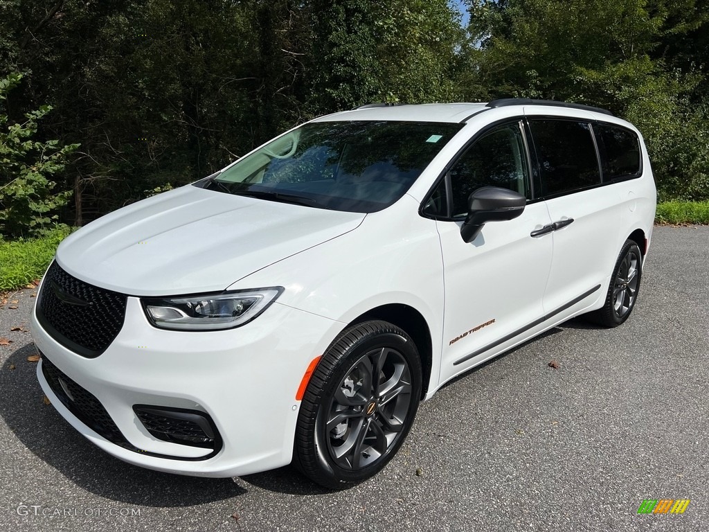 2023 Pacifica Touring L Road Tripper AWD - Bright White / Black/Alloy photo #2