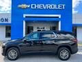 Mosaic Black Metallic 2023 Chevrolet Traverse LT