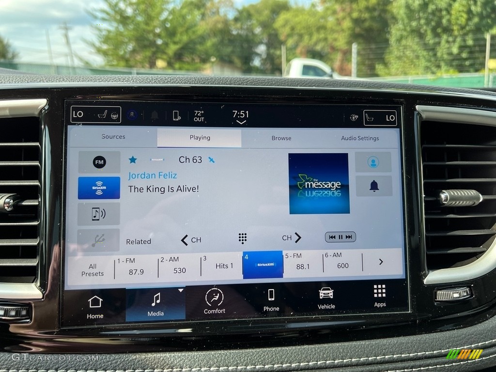 2023 Chrysler Pacifica Touring L Road Tripper AWD Controls Photo #146559212