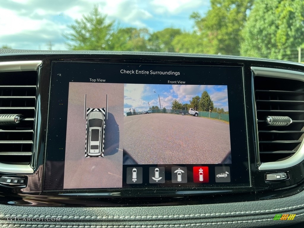 2023 Chrysler Pacifica Touring L Road Tripper AWD Controls Photo #146559257