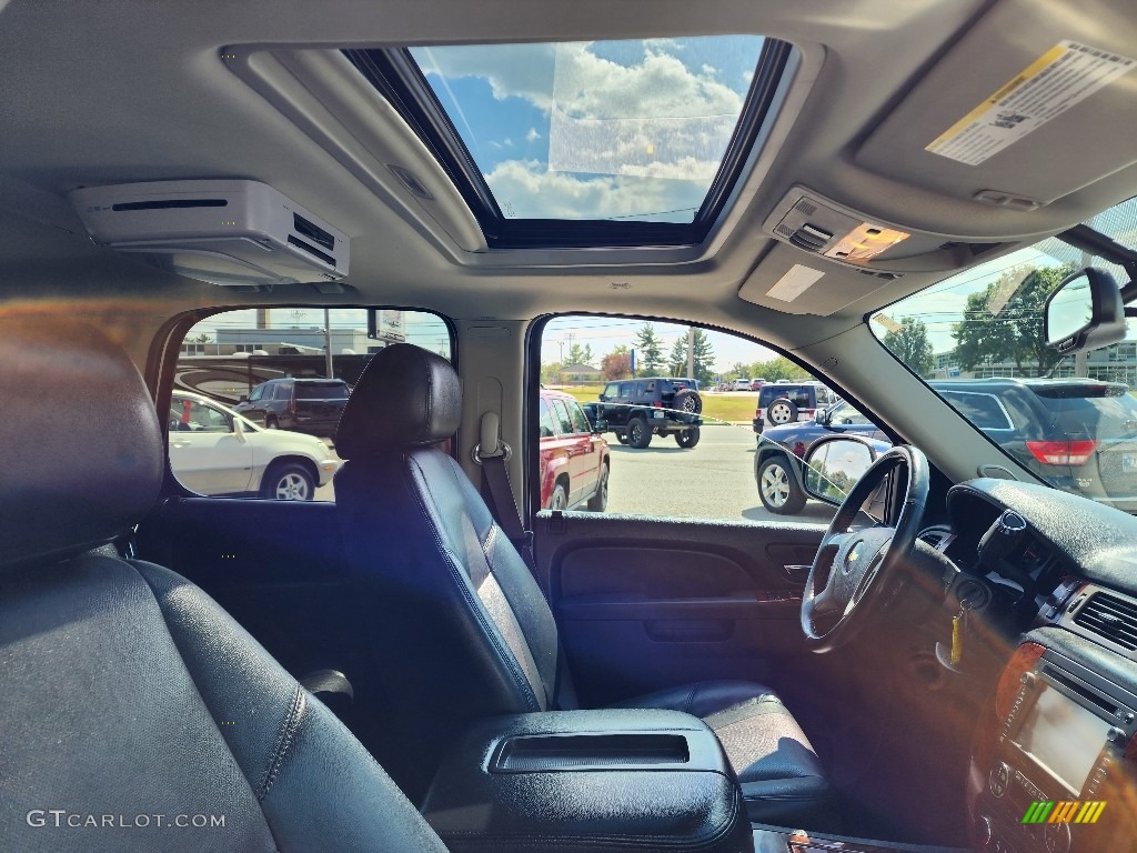 2012 Tahoe LTZ 4x4 - White Diamond Tricoat / Ebony photo #8