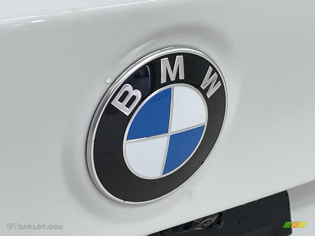 2024 BMW X3 sDrive30i Marks and Logos Photo #146561032
