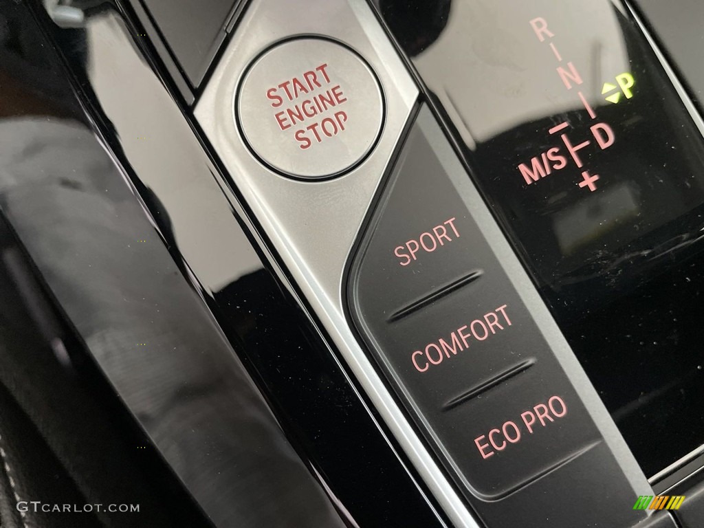 2024 BMW X3 sDrive30i Controls Photo #146561421