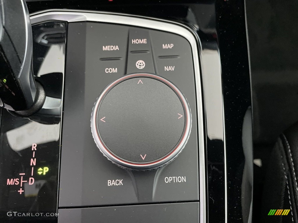 2024 BMW X3 sDrive30i Controls Photo #146561442