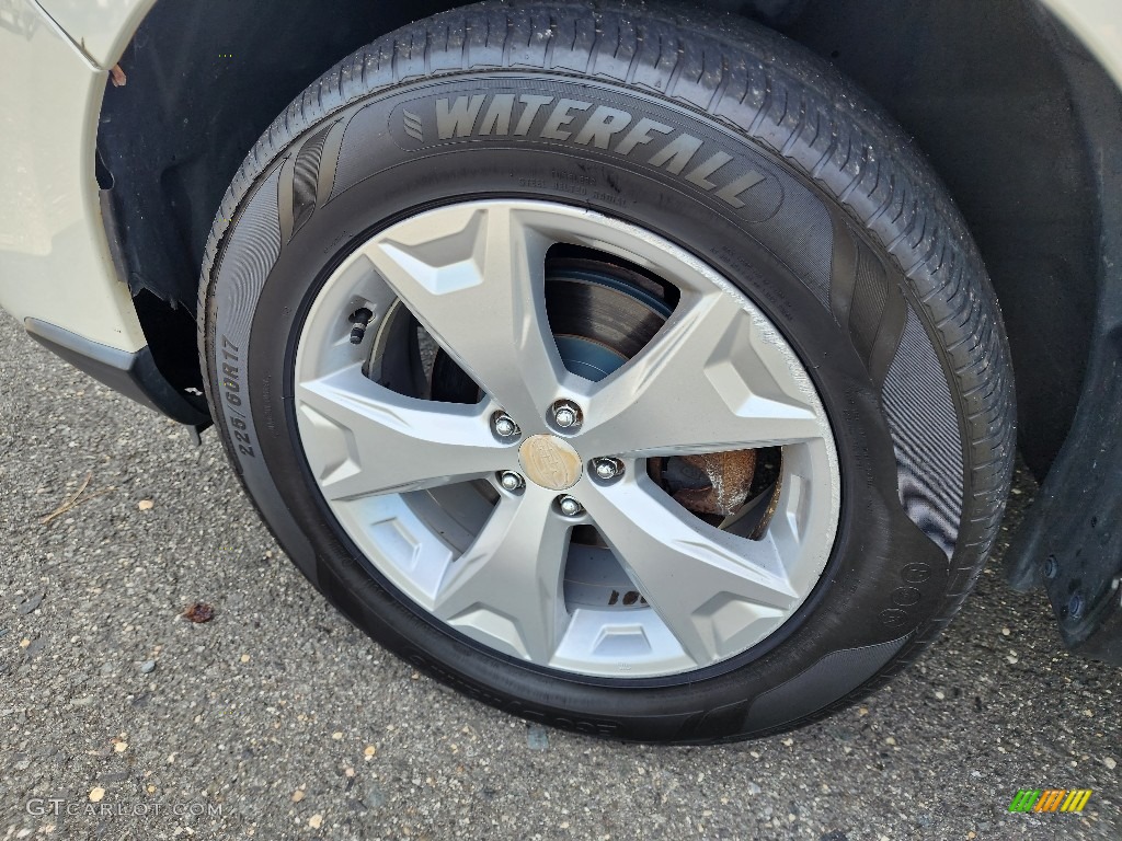 2014 Subaru Forester 2.5i Premium Wheel Photos