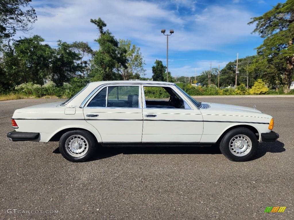 Pastel Gray 1980 Mercedes-Benz E Class 300 D Sedan Exterior Photo #146561796
